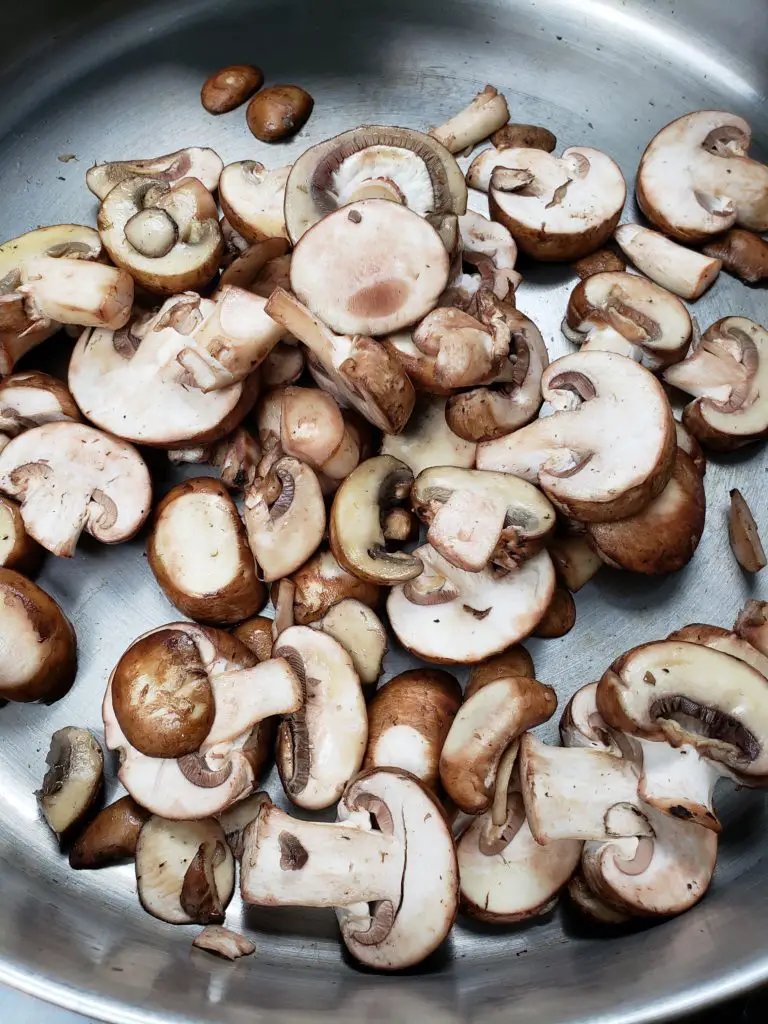 sliced mushrooms