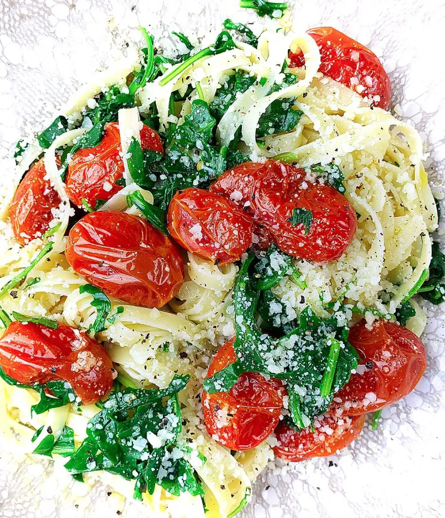 Fettuccine with Slow Roasted Tomatoes, Garlic and Arugula