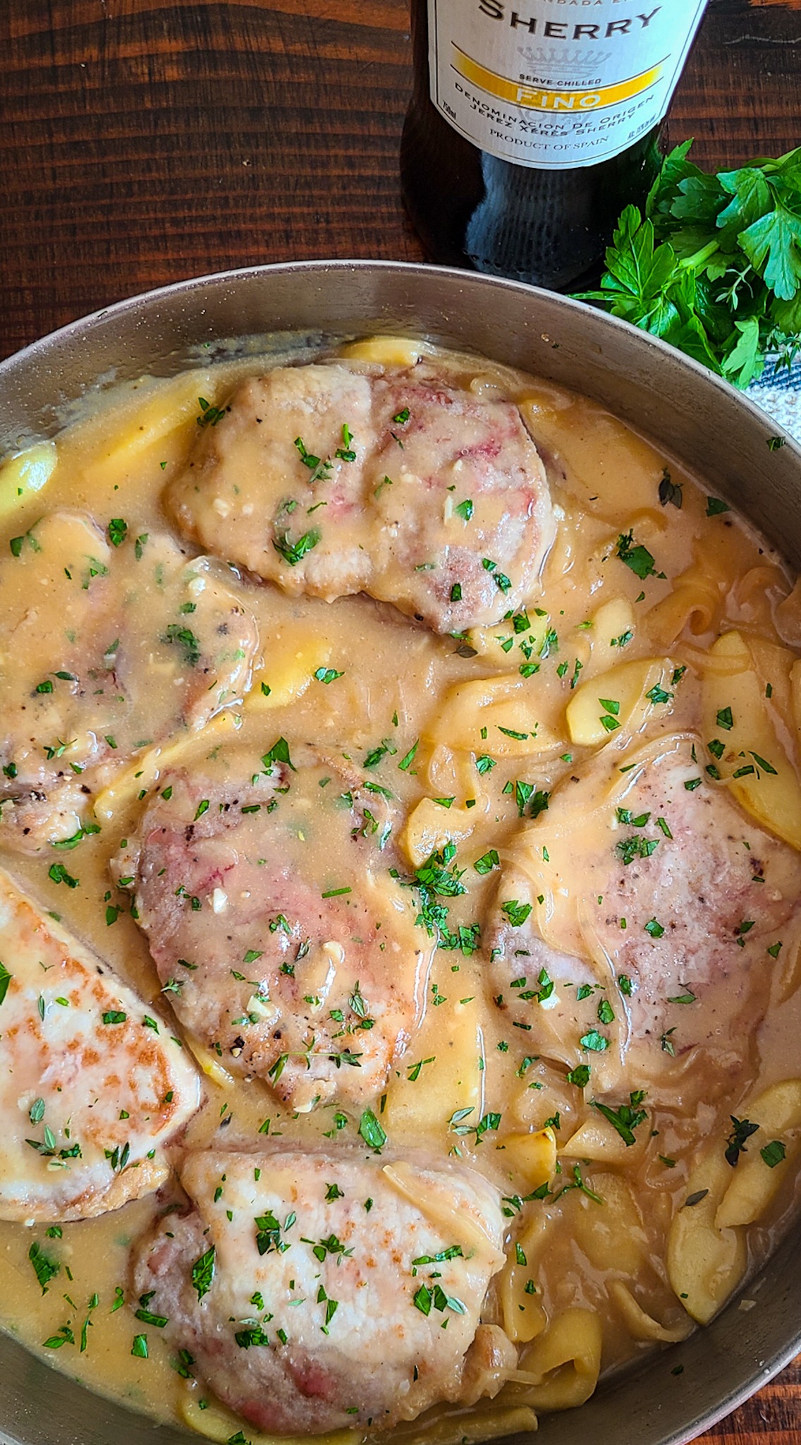 Pork Chops with Apples and Sherry-Cider Sauce